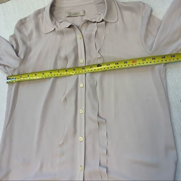 Loft pale mauve purple Front ruffle Frill button front Blouse Size L - Picture 9 of 10